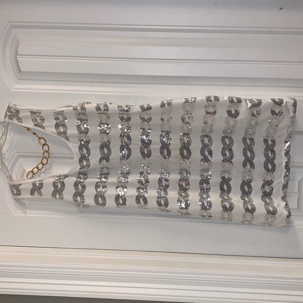 Short dress